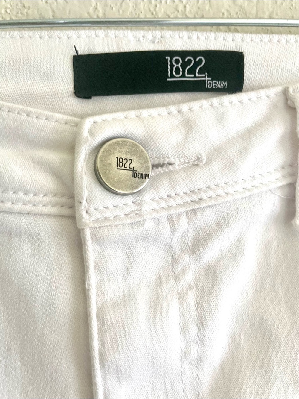 1822 Denim White Women’s Jeans